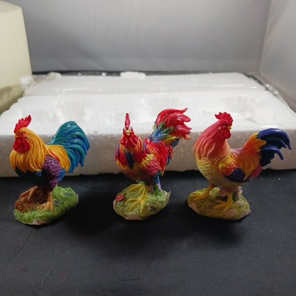Lenox Barnyard Bunch 3pcs Mini Chickens - Picture 1 of 15